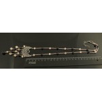 Колье-кулон из граната и розового кварца шарик 6-10мм, коннектор "колесо"