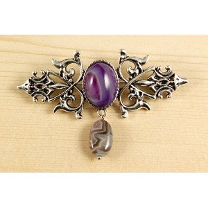 Брошь из агата фиолетового (тонир.) "вензель", основа 70х2.4мм, овал 18х13мм, подвеска агат серый