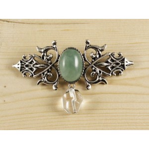 Брошь из авантюрина зеленого "вензель", основа 70х2.4мм, овал 18х13мм, подвеска горный хрусталь