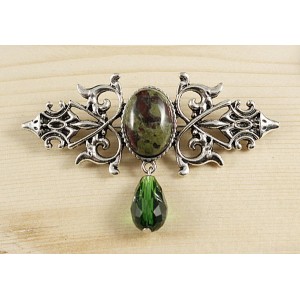 Брошь из яшмы (гелиотроп) "вензель", основа 70х2.4мм, овал 18х13мм, подвеска зеленая