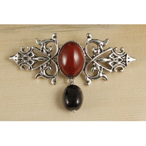 Брошь из яшмы красной "вензель", основа 70х2.4мм, овал 18х13мм, подвеска гранат