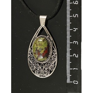 Кулон из яшмы (гелиотроп), овал 18х13мм, филигрань, ручная работа