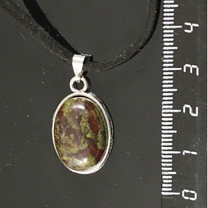 Кулон из яшмы (гелиотроп), простой овал 18х13мм