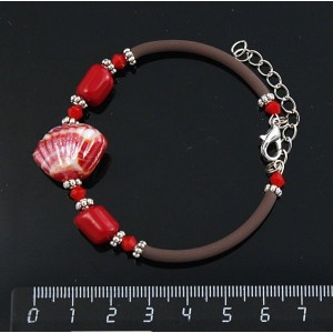 Браслет на струнке "ракушка" из коралла и муранского стекла Браслет на струнке "ракушка" из коралла и муранского стекла