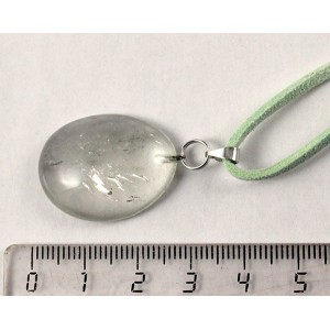 Кулон из празиолита (зеленый аметист), галтовка до 25мм Кулон из празиолита (зеленый аметист), галтовка до 25мм