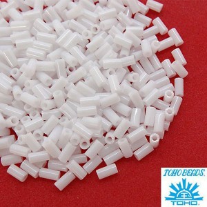 Стеклярус TOHO BUGLE 3 мм № 0041 белый 5 граммов Япония