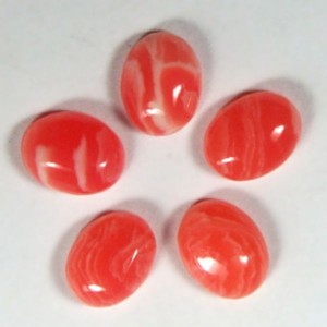 Кабошон, красный агат (иск.), 7*9*4мм.