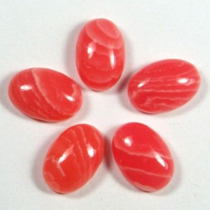 Кабошон, красный агат (иск.), 8*12*4,2мм.