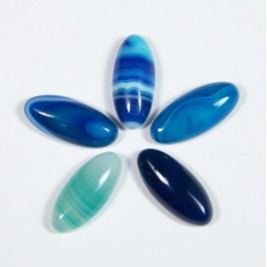 Кабошоны из агата тонированного синего овал, 8*18*4,5мм. Кабошоны из агата тонированного синего овал, 8*18*4,5мм.