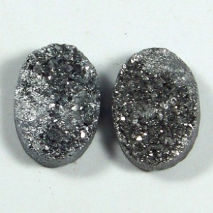 Кабошоны пара из агата тонированного (друза), 10*14*5,5мм.