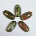 Кабошон унакит овал, 12*24*6мм.