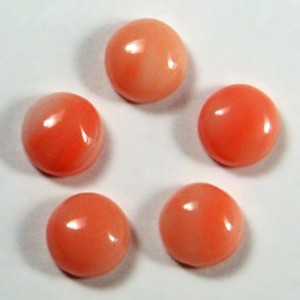 Кабошон, коралл (иск.), 6*6*3,3мм.
