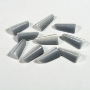 Кабошон кошачий глаз(иск.) клык цвет  серый, 6*12*4мм, уп. 10шт.