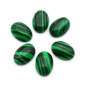 Кабошон, малахит (иск.) овал, 10*14*5мм.