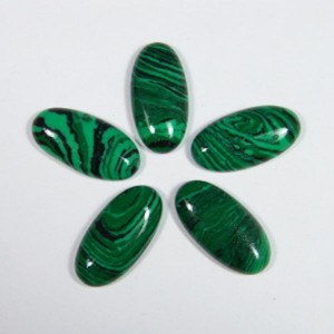 Кабошон, малахит (иск.) овал, 12*24*4,5мм. Кабошон, малахит (иск.) овал, 12*24*4,5мм.