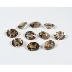 Кабошон из раухтопаза гр. овал 7*9мм, 1,7ct.
