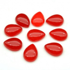 Кабошон из камня халцедона искусственного капля, 15*20*6мм. Кабошон из камня халцедона искусственного капля, 15*20*6мм.