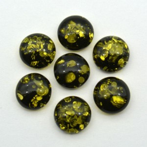 Кабошон из янтаря искусственного 12*12*5мм, зеленый