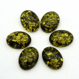 Кабошон из янтаря искусственного 12*16*5мм, зеленый