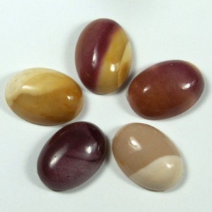 Кабошон из яшмы , 15*20*6мм. Кабошон из яшмы , 15*20*6мм.