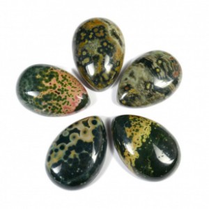 Кабошон из яшмы океанической капля 23*33*10мм+-1мм. Кабошон из яшмы океанической капля 23*33*10мм+-1мм.