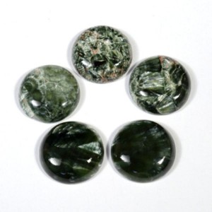 Кабошон из серафинита круг, 18*18*5мм.