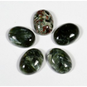 Кабошон из серафинита овал, 12*16*5мм.