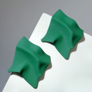 Серьги металл "Яркость" ромб, цвет тёмно-зелёный Серьги металл "Яркость" ромб, цвет тёмно-зелёный