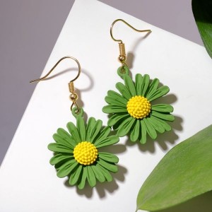 Серьги металл "Яркость" ромашки, цвет жёлто-зелёный Серьги металл "Яркость" ромашки, цвет жёлто-зелёный