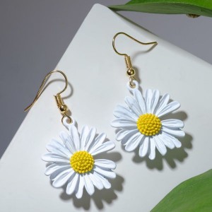 Серьги металл "Яркость" ромашки, цвет жёлто-белый