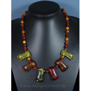 Колье из янтаря искусственного 6 косточек ассорти, 52см Колье из янтаря искусственного 6 косточек ассорти, 52см