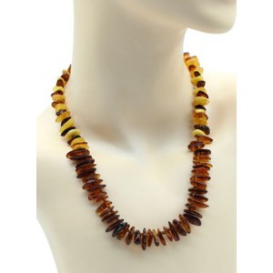 Колье из янтаря рожки коньячный, медово-молочный, 50см. Колье из янтаря рожки коньячный, медово-молочный, 50см.