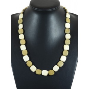 Бусы деревянные Квадрат 14мм, 56см