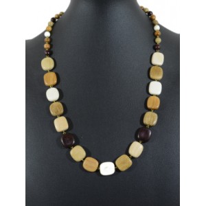 Бусы из дерева Квадрат 15мм, 53см Бусы из дерева Квадрат 15мм, 53см