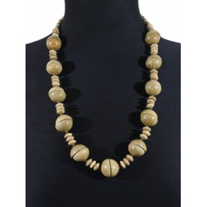 Бусы из дерева Орешки 20мм, 65см