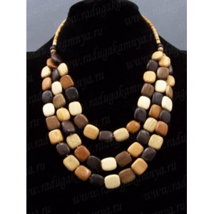 Колье из дерева 3 нити квадрат, 60см