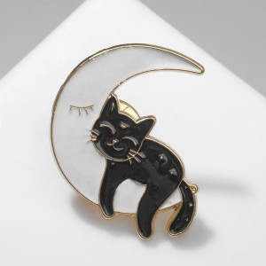 Значок "Кот" на Луне, цвет чёрно-белый, цвет золотистый Значок "Кот" на Луне, цвет чёрно-белый, цвет золотистый