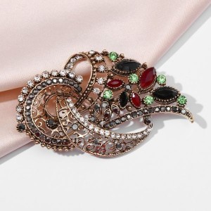 Брошь "1000 и 1 ночь" водоворот, цветная, цвет золотистый