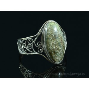 Браслет из слюдита " Овал " 28*54мм., 19см.