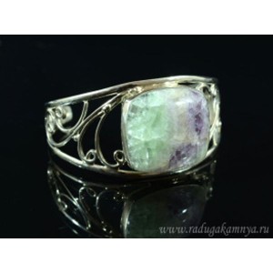 Браслет с флюоритом 31*28мм, 18 см. Браслет с флюоритом 31*28мм, 18 см.