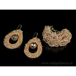 Браслет и Серьги ручной работы с цирконами цвет  песочный, 19см