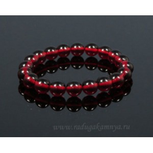 Браслет из янтаря шарик 10мм вишня