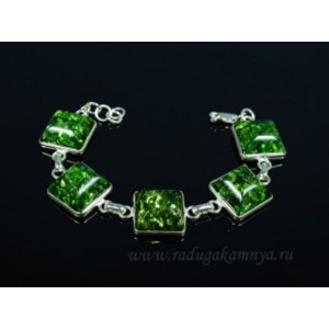 Браслет с янтарём в посеребрении 5 квадратиков 19мм зеленый, 19см Браслет с янтарём в посеребрении 5 квадратиков 19мм зеленый, 19см