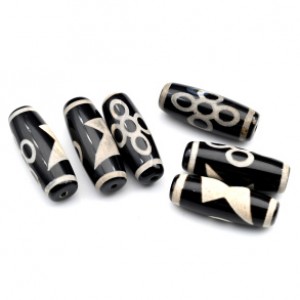 Бусины Дзи "Пять глаз с молнией" из агата бочонок 10*30мм, цвет черный, 1 бусина Бусины Дзи "Пять глаз с молнией" из агата бочонок 10*30мм, цвет черный, 1 бусина