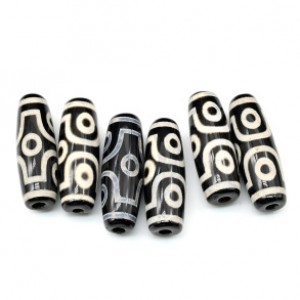 Бусины Дзи "Шесть глаз" из агата бочонок 10*30мм, цвет черный, 1 бусина Бусины Дзи "Шесть глаз" из агата бочонок 10*30мм, цвет черный, 1 бусина