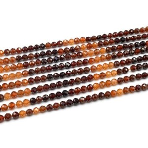 Бусины из граната (пироп) шарик гр.6мм, 39см, 66 бусин Бусины из граната (пироп) шарик гр.6мм, 39см, 66 бусин