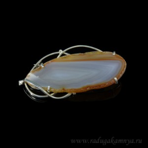 Брошь с агатом в посеребрении 66*33мм