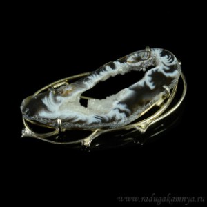 Брошь с жеодами агата бразильского 63*32мм.