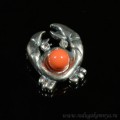 Брошь с майоркой " Краб " в мельхиоре, цвет оранжевый 18*22мм.