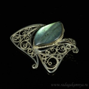 Брошь с лабрадором "Рыбка" 52*60мм.